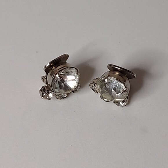 Nice Vintage Clear Rhinestone Clip On Earrings - Picture 8 of 10